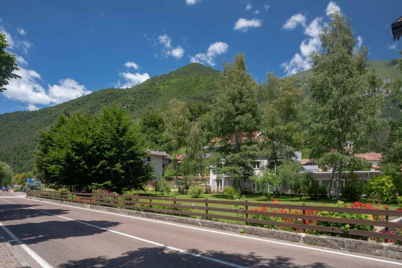 Tulipa Natural Home Mezzolago Exterior foto